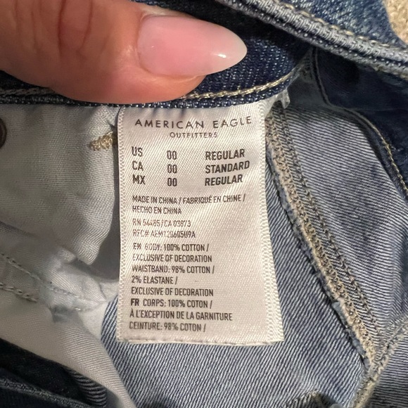 Size 00 Distressed American Eagle “Mom” Jeans - Picture 3 of 4